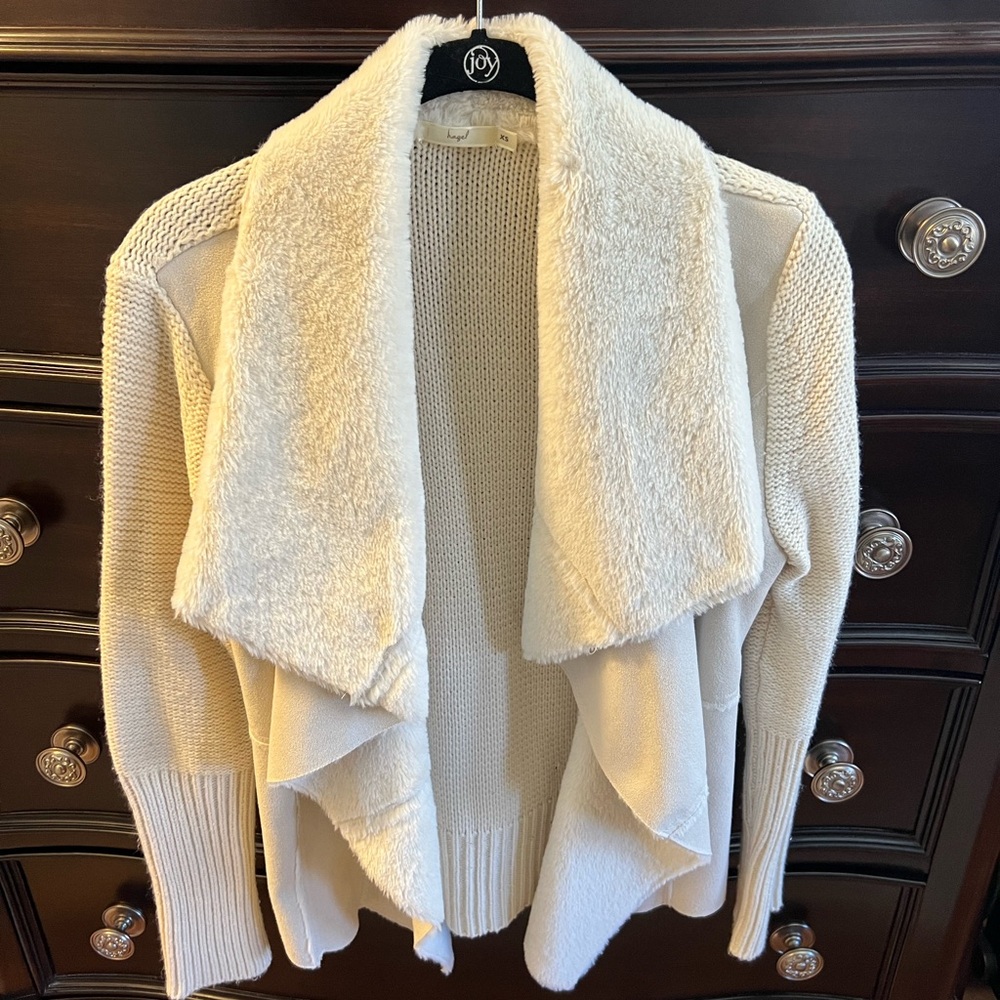 Hazel by Anthropology Waterfall Faux Suede Knit Sweater with Faux Fur Trim XS